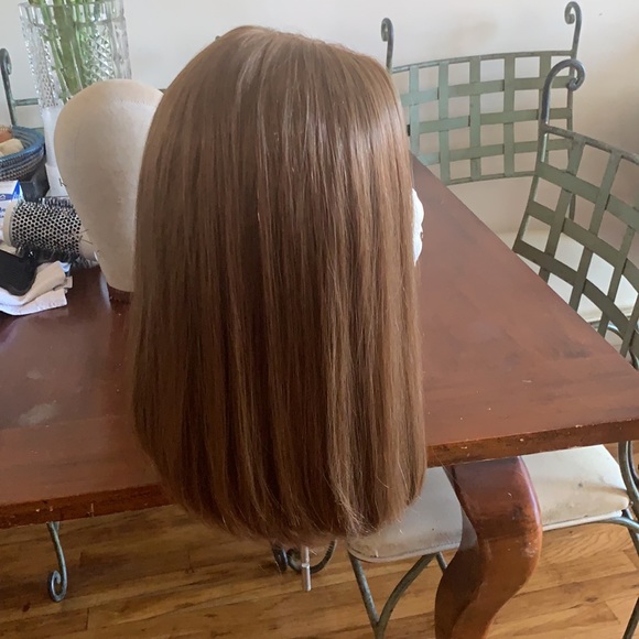 NWOT European human hair wig. - Picture 5 of 9
